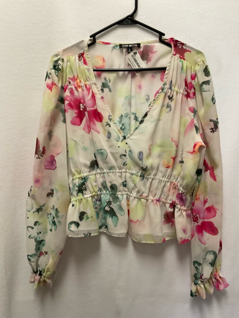 Steve Madden White Floral V-Neck Peplum Top